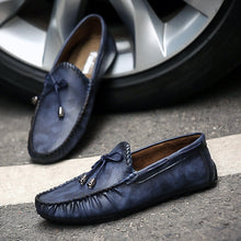 Load image into Gallery viewer, MOCCASINS FOR MEN